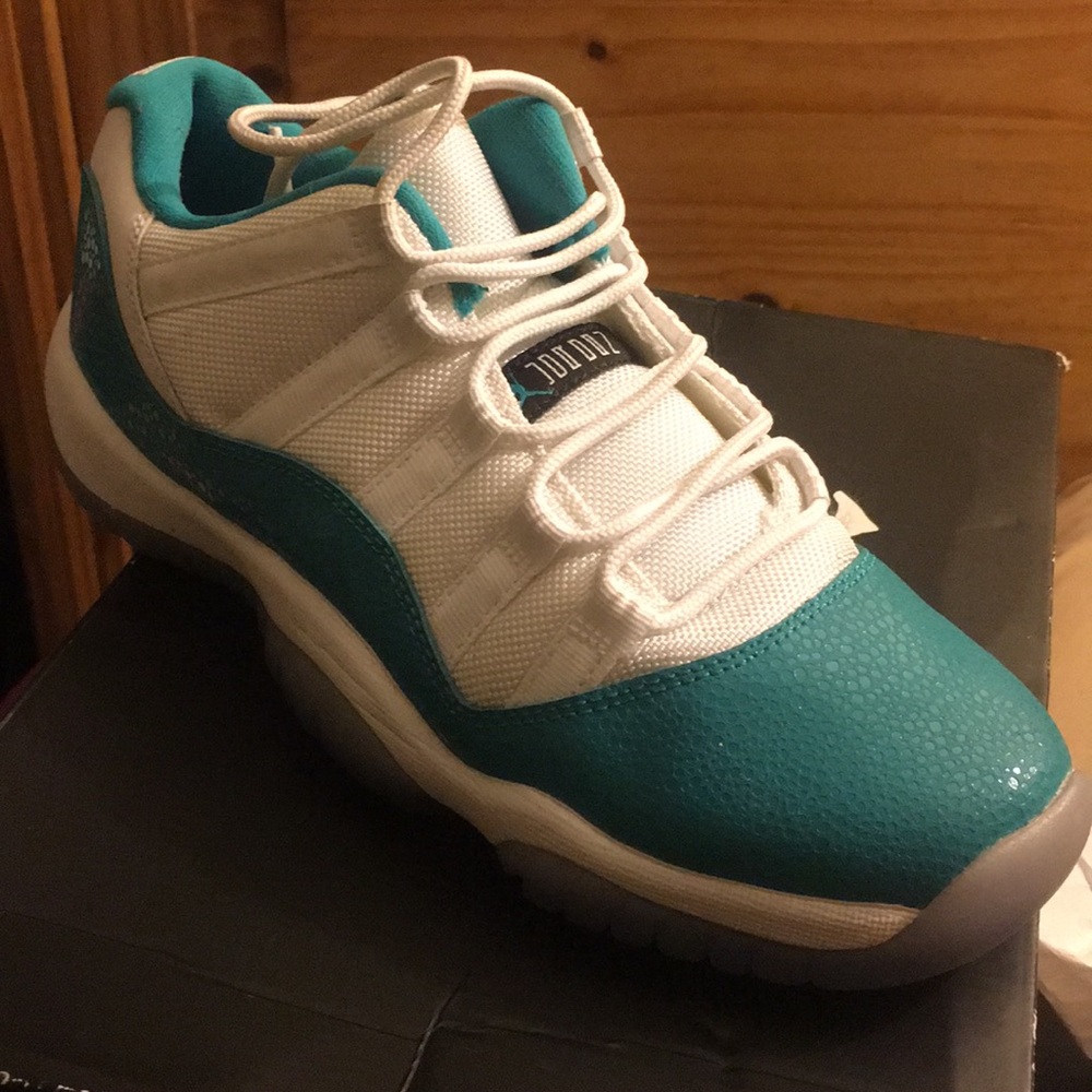 Air Jordan retro 11 low “Easter” GS